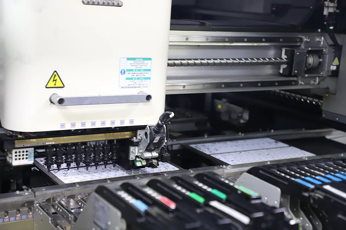 Component production equipment in operation